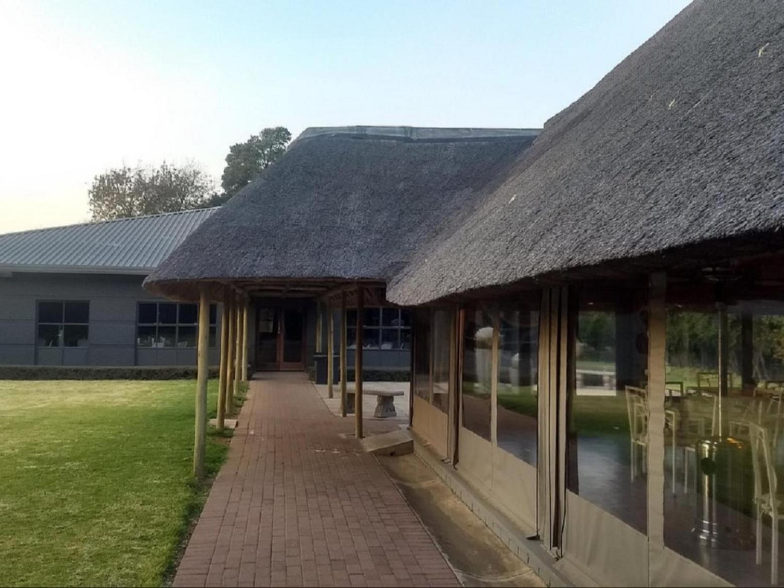 Vista Ort Hotell Kempton Park Exteriör bild
