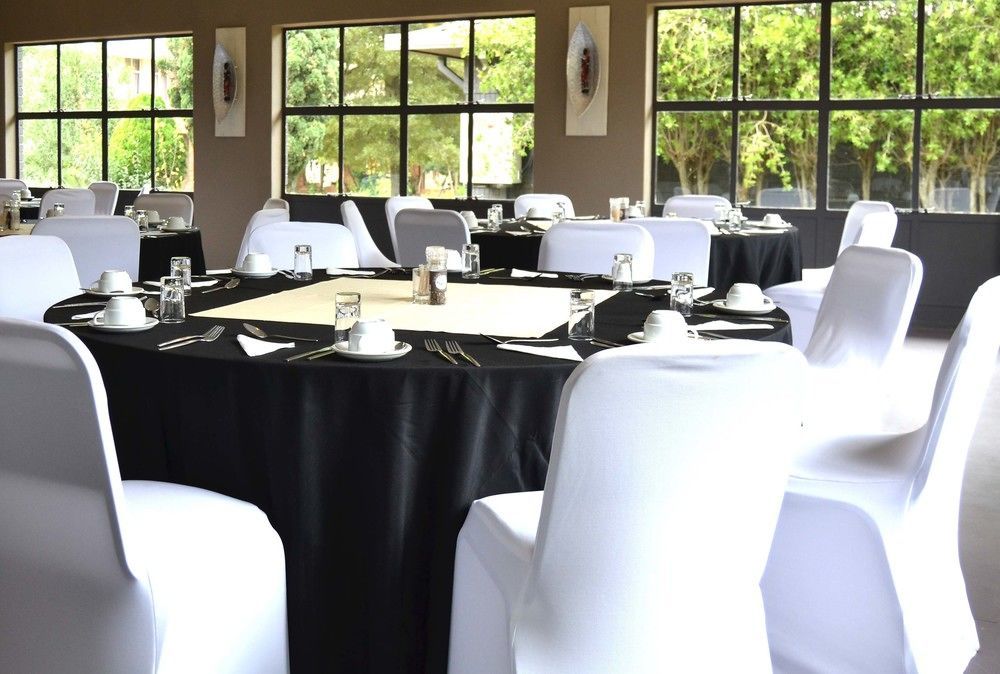 Vista Ort Hotell Kempton Park Exteriör bild